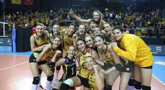 Vakıfbank, Cev Şampiyonlar Ligi Yarı Final'de Avantaj Peşinde