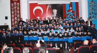 Ahmet Ağaoğlu: 'Altyapımızda Yetiştirdiğimiz Gençlere Güvenerek Yönetime Talip Olduk'