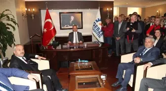 Başkan Büyükgöz, Görevi Resmen Devraldı