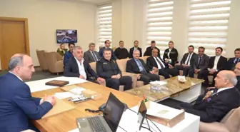 Başkan Fevzi Kılıç, Erenler İlçe Protokolünü Ağırladı