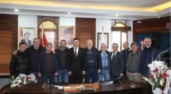 Başkan Özen, Tebrikleri Kabul Ediyor