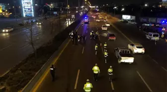 Başkent'te Yolun Karşısına Geçmek İsteyen Kişiye Araba Çarptı: 1 Ölü, 1 Yaralı