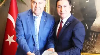 Bodrum Belediye Başkanı Aras Görevi Kocadon'dan Devraldı
