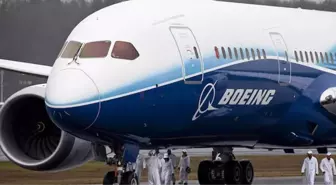 Boeing, 737 Max Tipi Uçaklarda Yaşanan Kazaların Nedenini Açıklayıp Özür Diledi