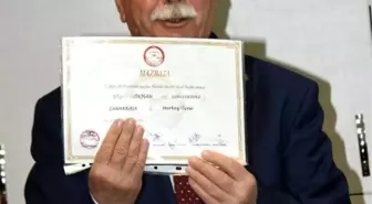 Çanakkale'de CHP'li Gökhan, Mazbatasını Aldı