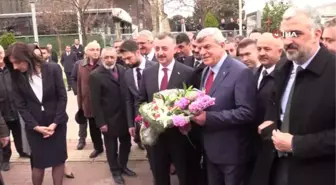 Görevi Devreden Eski Belediye Başkanı, Eve Otobüsle Döndü