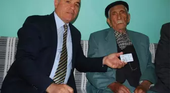 Manisa'da 105'lik Dedeye Yeni Kimlik