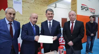 Pursaklar Belediye Başkanı Yılmaz Mazbatasını Aldı
