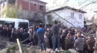 Yangında Hayatları Kaybeden Yaşlı Çift Toprağa Verildi