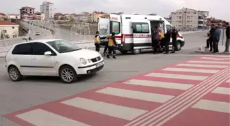 Yaya Geçidinde Otomobilin Çarptığı Yaşlı Adam Yaralandı