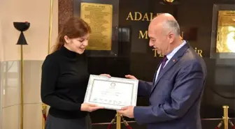 Yüzde 71 ile Rekor Kıran Başkan Bahçavan Mazbatasını Aldı