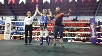 Çaydeğirmeni'ne Sude Nur Muaythai Şampiyonluğu Getirdi