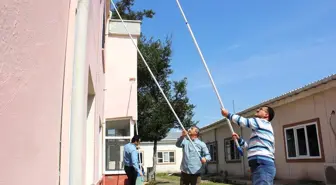 İl Sağlık Müdürü ve Başhekim Hastane Boyuyor