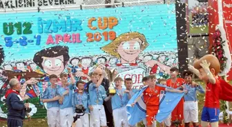 U12 İzmir Cup'ta Manchester City Şampiyon Oldu