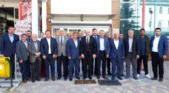 Ali Çetinbaş'tan Başkan Arif Teke'ye Taziye Ziyareti