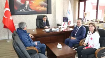 Başarılı Sporcuya Altın Ödülü