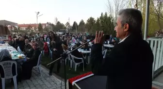 Başkan Büyükkarcı, İlçe Halkına Birlik ve Beraberlik Yemeği Verdi