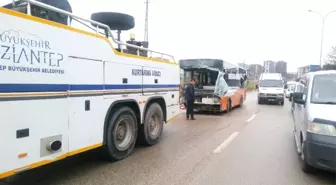 Gaziantep'te Belediye Otobüsü Devrildi: 25 Yaralı