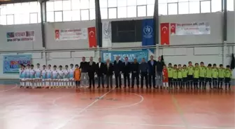 İlkokullar Arası Futsal Heyecanı Sona Erdi