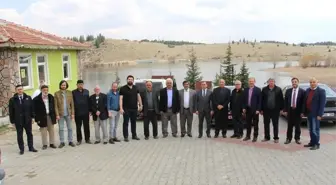 Köylerini Kalkındırmak İçin Dernek Kurdular