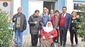 Başkan Yıldırım, Engelsiz Evi'ni Ziyaret Etti