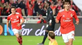 Benfica, Joao Felix'in Hat-Trick Yaptığı Maçta Eintracht Frankfurt'u Devirdi!