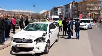 Elazığ'da Trafik Kazası: 2 Yaralı