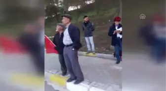 Pamukkale Yolunu Trafiğe Kapattılar