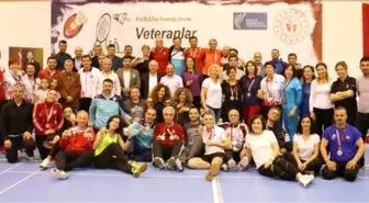 Türkiye, Veteranlar Balkan Badminton Şampiyonası'nı 91 Madalya ile Tamamladı