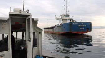 Gemilerini Terk Edemeyen Denizcilere Gıda Yardımı Yapıldı