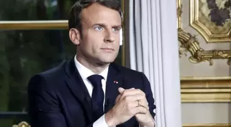 Macron: 'Notre Dame Katedrali 5 Yılda Yeniden İnşa Edilecek'