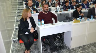 İzmir Büyükşehir Belediyesinde Ak Partili Üyeye Özel Alan