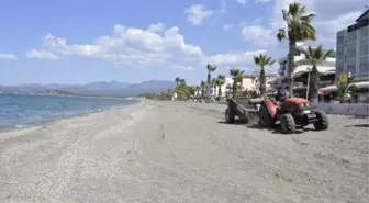 Caretta Caretta'ların Yumurta Bırakacağı Plajda Temizlik