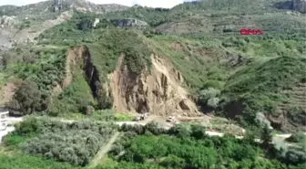 Hatay Tekebaşı Köyünde Heyelan