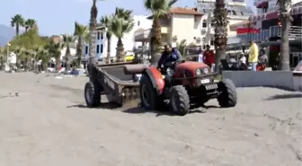 Muğla Caretta Caretta'ların Yumurta Bırakacağı Plajda Temizlik