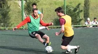 Üni Spor Fest'te Ödül Coşkusu