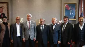 İl Genel Meclisi Başkanı Yılmaz ve Encümen Üyelerinden Başkan Işık'a Tebrik