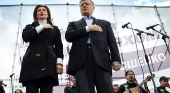 Poroşenko'dan Seçim Öncesi Son Miting