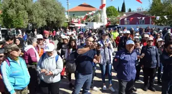 Didim'de Kutsal Yol Yürüyüşünde Doğa Severler Bir Araya Geldi