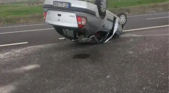 Otomobil Takla Attı, Aynı Aileden 4 Kişi Yaralandı