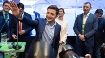 Ukrayna Seçimlerinin Galibi Komedyen Zelenskiy