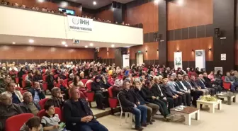 Namazla Diriliş' Konferansına Büyük İlgi