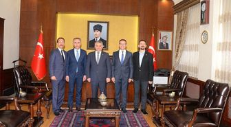 Triatlon Federasyon Başkanı Vali Yazıcı'yı Ziyaret Etti