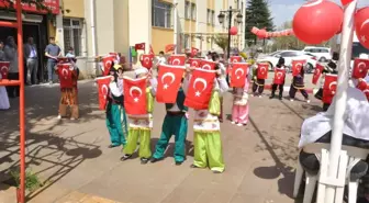 Afyonkarahisar Huzurevinde 23 Nisan Coşkusu