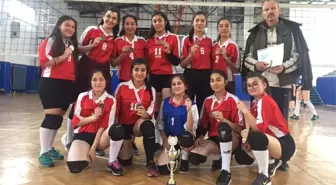 Okullar Arası Voleybol Genç (B) İl Birinciliği Müsabakaları Tamamlandı