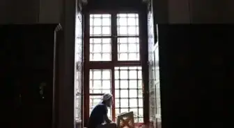 İtikaf Nedir, Nasıl Yapılır? İtikafa Ne Zaman Girilir?