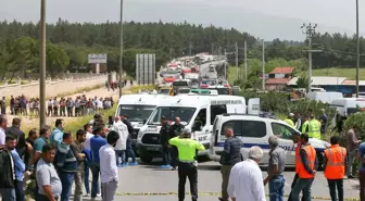 Güncelleme - İzmir'de Trafik Kazası: 7 Ölü, 1 Yaralı