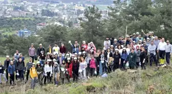 Hatay'da Kyk Öğrencileri Fidanları Toprakla Buluşturdu