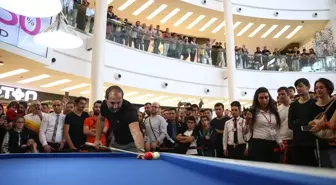 Saygıner'den 3 Top Bilardo Gösterisi