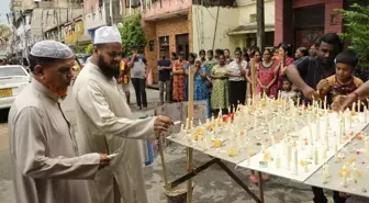 Sri Lanka'da Kiliselerde Pazar Ayini Yapılmadı, Ölenler Anıldı